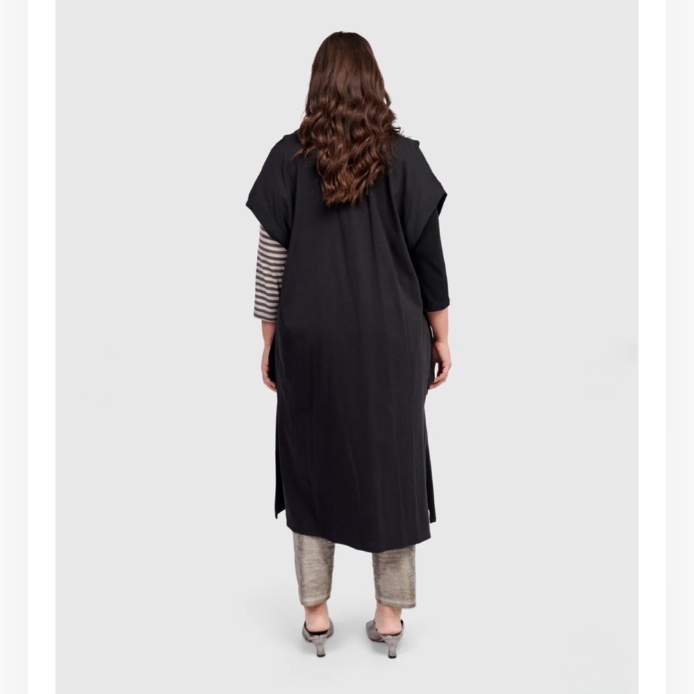 Alembika URBAN BERLIN DUSTER JACKET, BLACK in XS - Picture 2 of 8